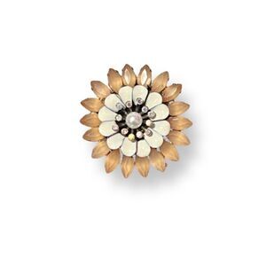 NEW Peach And White Flower Adjustable Cocktail Ring
